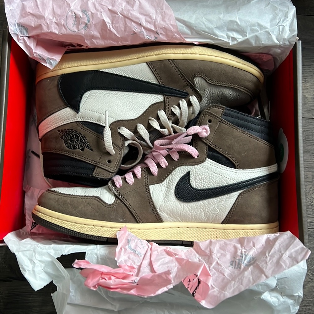 Air Jordan 1 high OG Travis Scott size 10